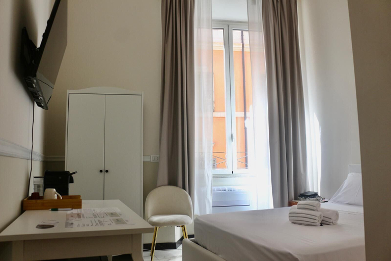 Bedroom 4, Hotel Domus Rome, Rome