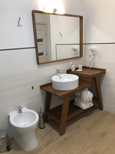 Others 3, Vila LOFT CUBE, Sinaia