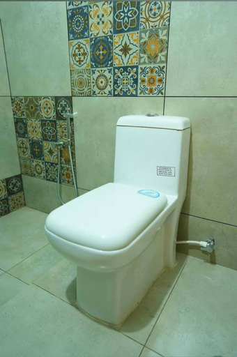 Bathroom, Town Inn Apartments, Malappuram