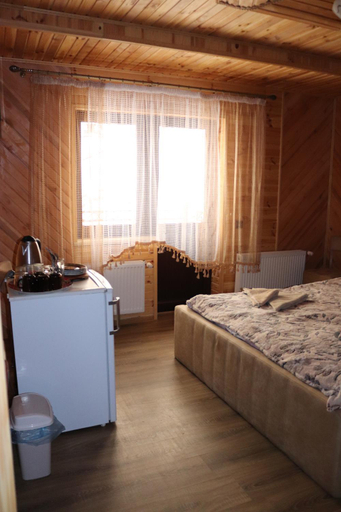 Bedroom 2, Гостиннии Двір Вишня, Nadvirnians'kyi