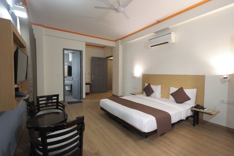 Bedroom 3, hotel noida express, Gautam Buddha Nagar
