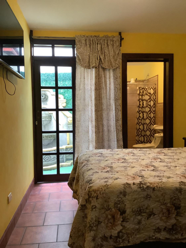 Others 4, La casita de Angie, Antigua Guatemala