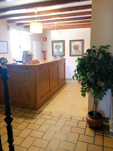 Public Area, Aparhotel Casa Arnal, Huesca
