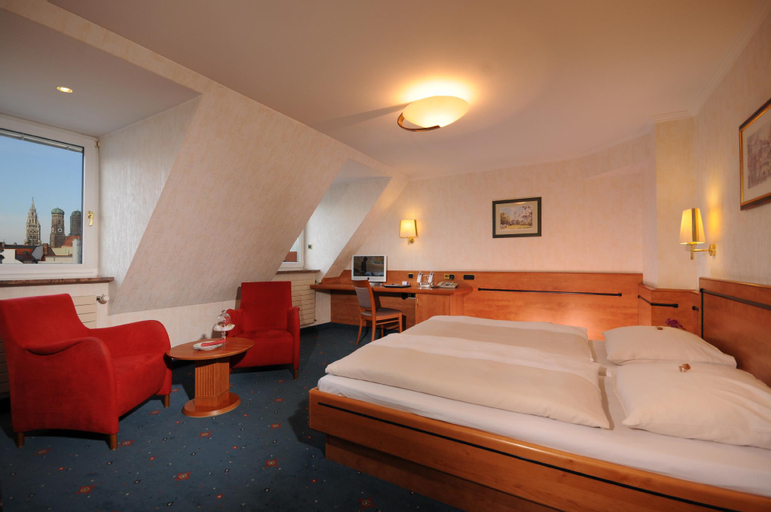 Bedroom 15
