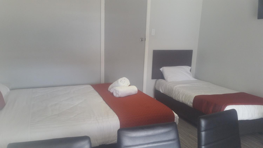 Others 5, Wauchope Motel, Port Macquarie-Hastings - Pt B