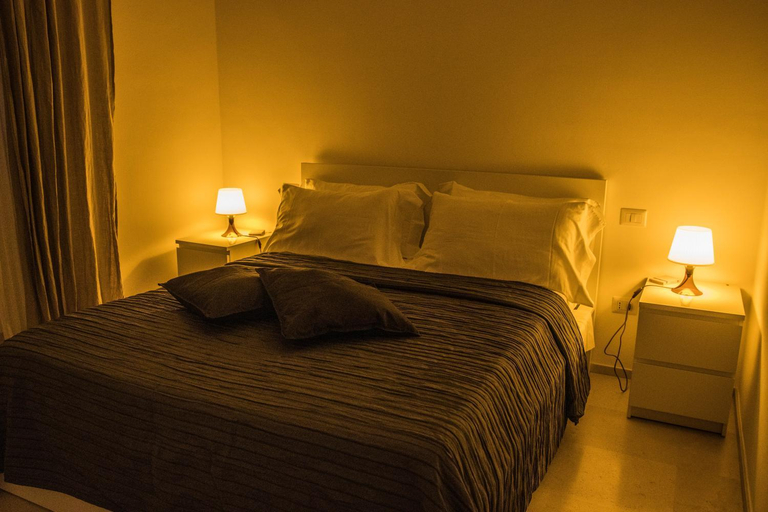 Others 2, B&B Colonna - Mole Sua Stat, Bari
