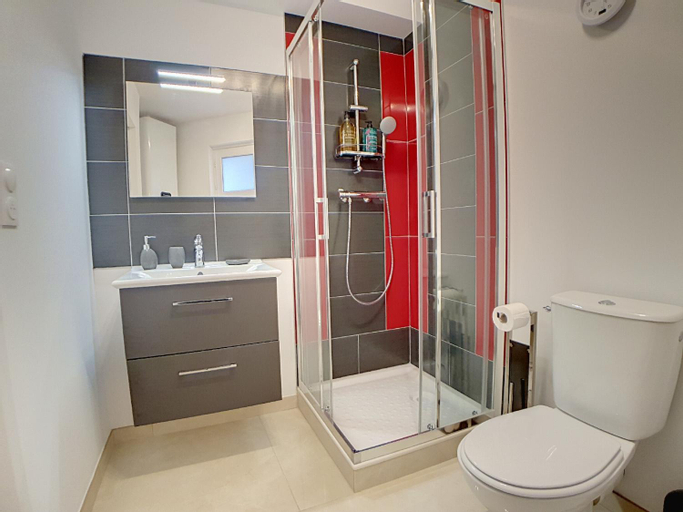 Bedroom 4, Stop Chez M Select Street # Qualite # Confort # Simplicite, Rhône