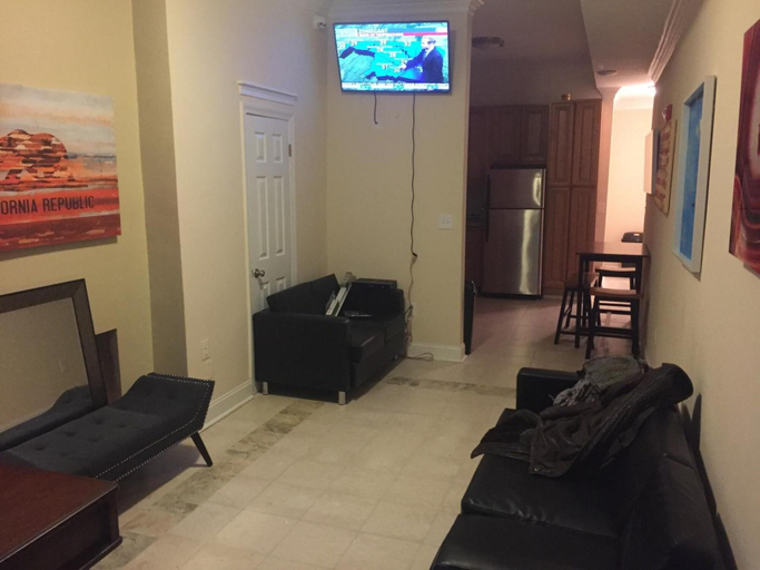 Public Area 2, DC International Hostel 2, Washington D.C.