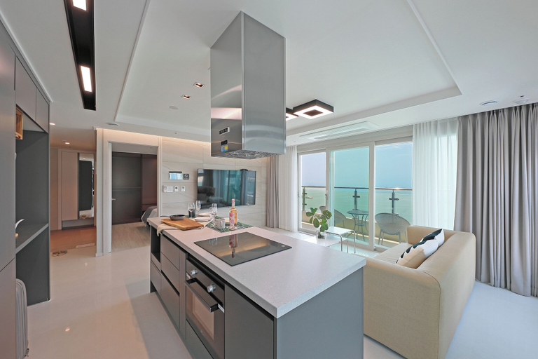 Room 3, Elmomento Songdo, Seo