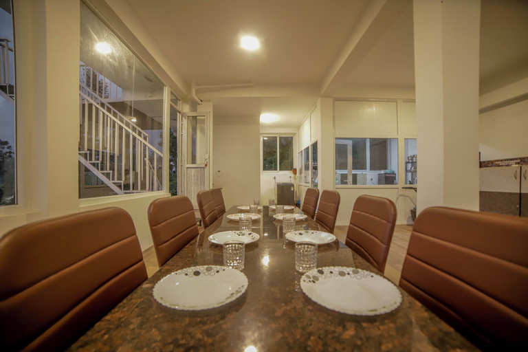 In-room dining 3, The Heaven by Xplore Indo, The Nilgiris