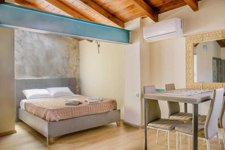 Others 5, 3D iliadis Suites, Central Macedonia