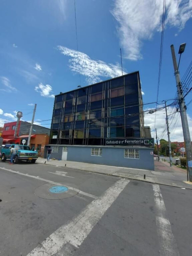 Exterior & Views 2, North House Hostel, Santafé de Bogotá
