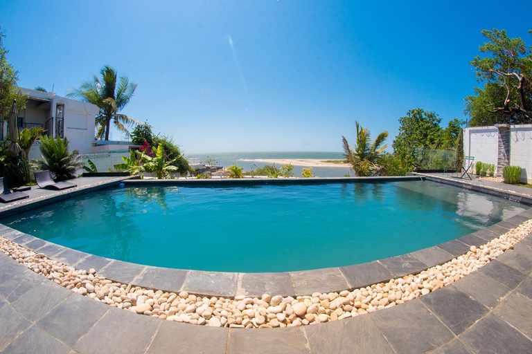 Swimming pool 4, Villa Ilo Majunga, Boeny