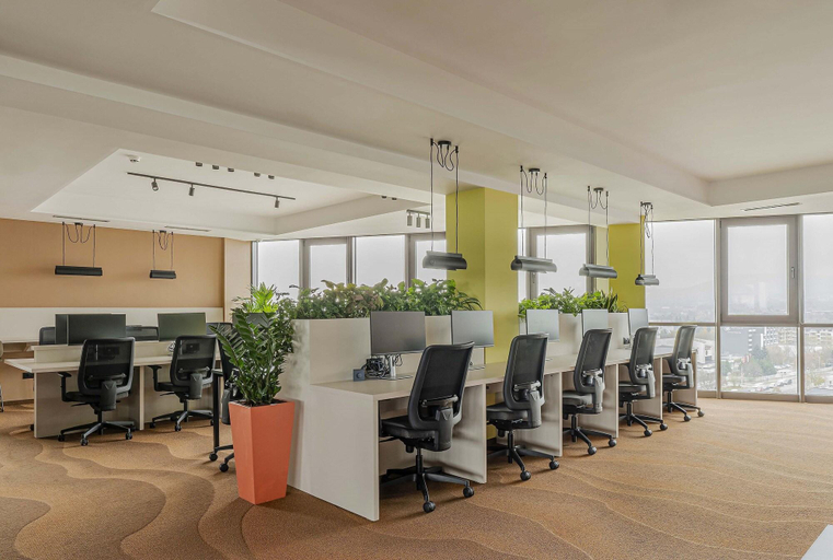 Others 5, Wn Lab Hotel, Stolichna
