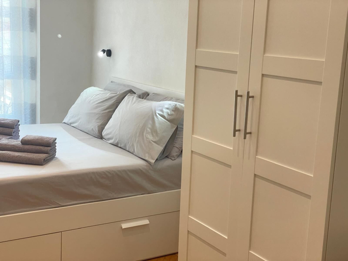 Bedroom 3, DROOMS 4.0 self check-in 24h7, Torino