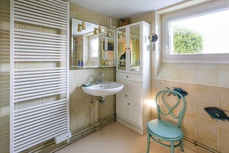 Bathroom, CABESTAN - Maison de famille au coeur du bourg - Vue Mer, Finistère