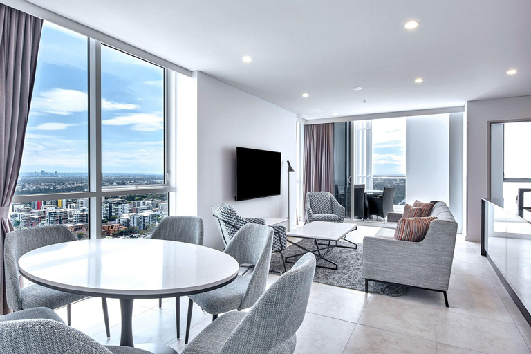 Bedroom 4, Meriton Suites Liverpool, Liverpool - East