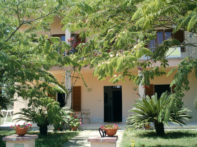 Exterior & Views, Albaruia BeB, Nuoro