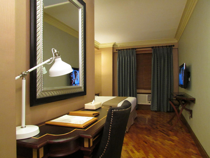 Bedroom 12