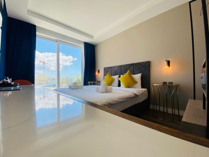 Bedroom 3, Cinematique