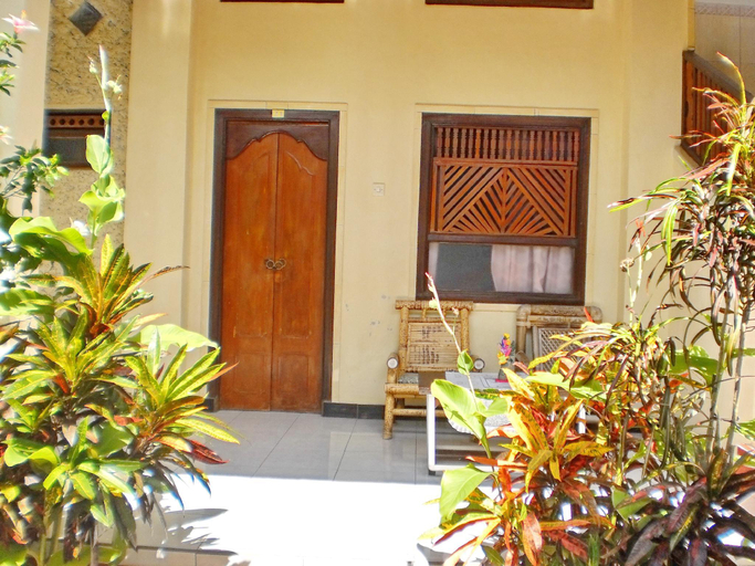 Exterior 2