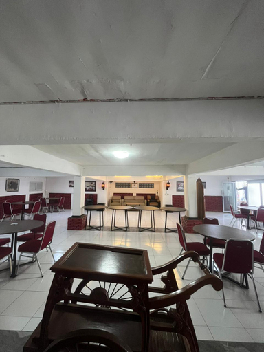 Food & Drinks 3, Hotel Mahkota 145, Mamuju