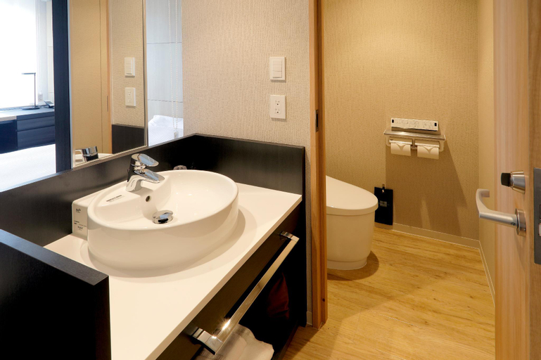 Bathroom 5