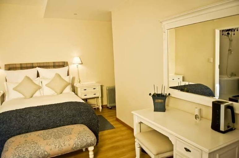 Bedroom 2, Villa Moringa Guesthouse, Windhoek East