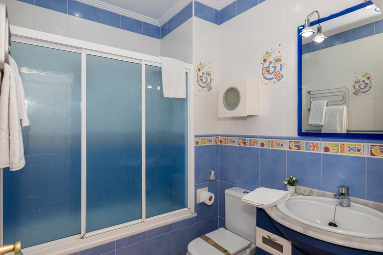 Bathroom 4, weforyou La Paloma, Málaga