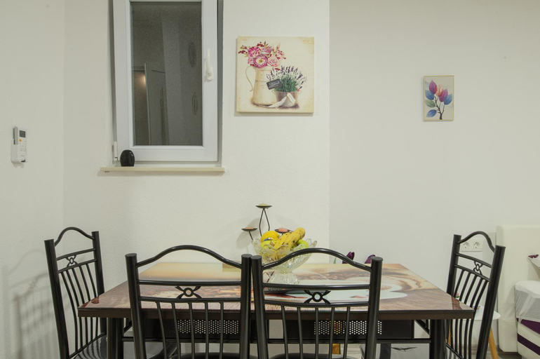 Others 3, Studio Apartments KIM - Dilberovic, Herzegovina-Neretva
