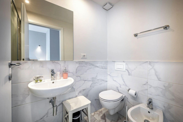 Bathroom 3, Residenza 24, Florence