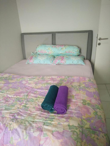 Bedroom 2, Springlake Apartemen 2BR-Sumarecon-Bekasi, By Bu Johan, Bekasi