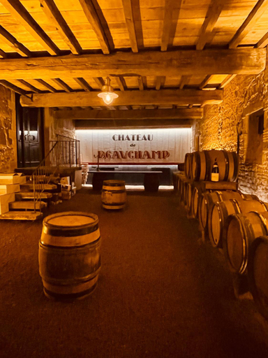 Food & Drinks 4, Chateau de Beauchamp- La chapelle de Guinchay, Saône-et-Loire