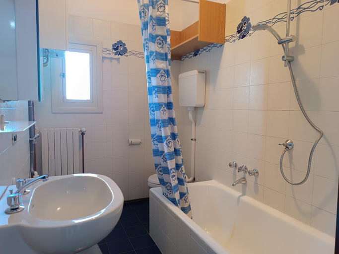 Bathroom, Felicita, Verbano-Cusio-Ossola