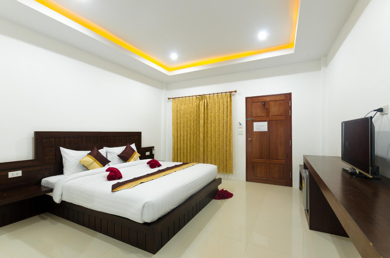Bedroom 6