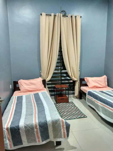 Bedroom 5, Shah Dangau Loqstaq Muslim Homestay, Pokok Sena