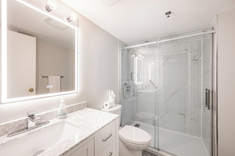 Bathroom 5, Le Domaine Chambre d'hôtel, Les Pays-d'en-Haut
