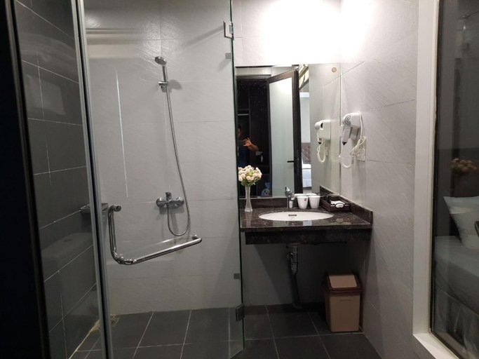Bathroom 4, Melanta Hotel, Sầm Sơn