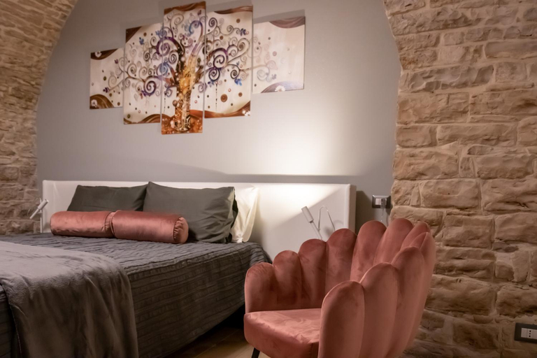 Others 4, Suite 123 Luxury B&B Con Jacuzzi, Bari