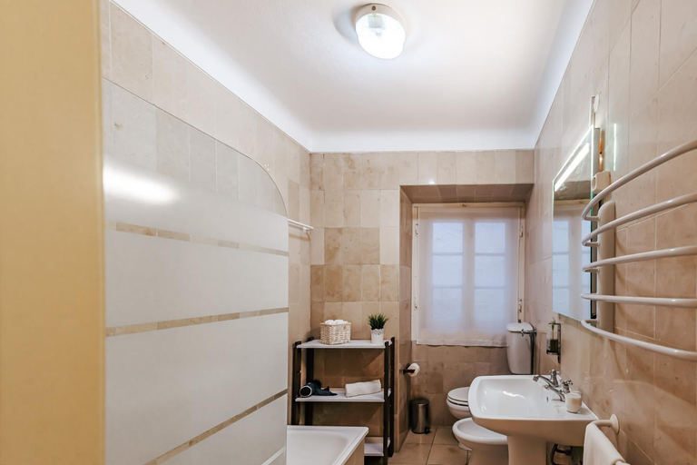 Bathroom 3, Casa Antonio Moreira, Óbidos