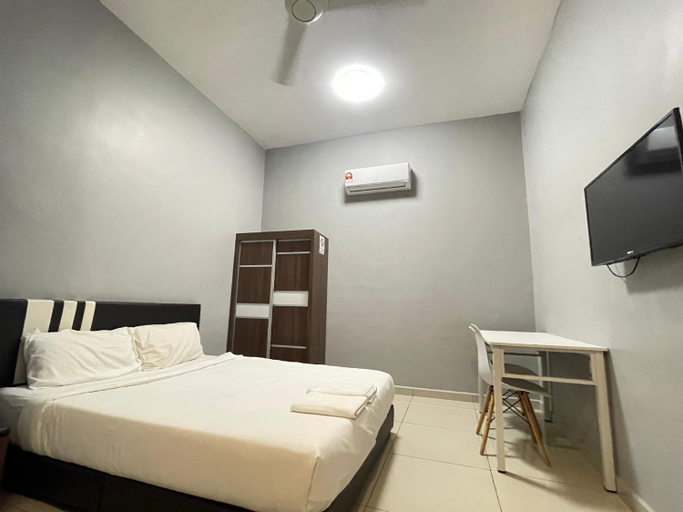 Bedroom 9