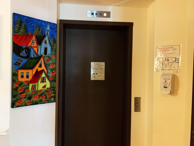 Public Area 3, Auberge Du Grand Lac, Memphrémagog