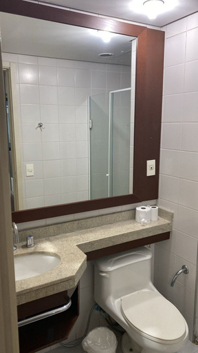 Bathroom 5, Apartamento em hotel 4 estrelas, São Paulo