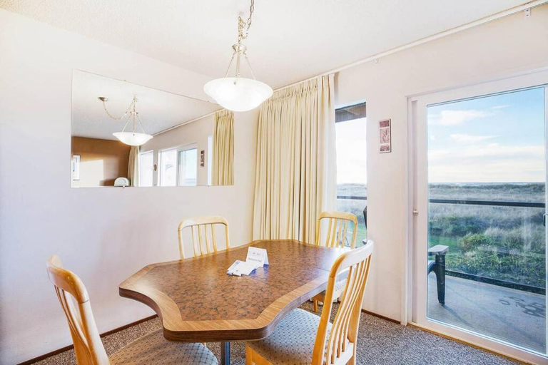 Others 3, Waterfront Condo in Stunning Location, Grays Harbor