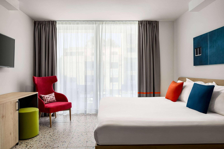 Bedroom 3, Quadro Hotel Trademark Collection By Wyndham, St Julian's
