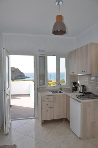 Kitchen 3, Palaiokastro view, South Aegean