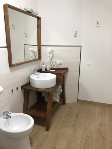Others 5, Vila LOFT CUBE, Sinaia