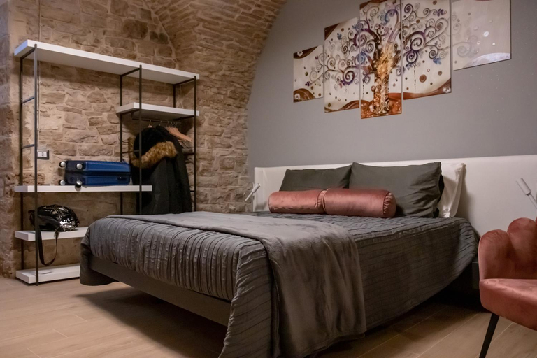 Others 5, Suite 123 Luxury B&B Con Jacuzzi, Bari