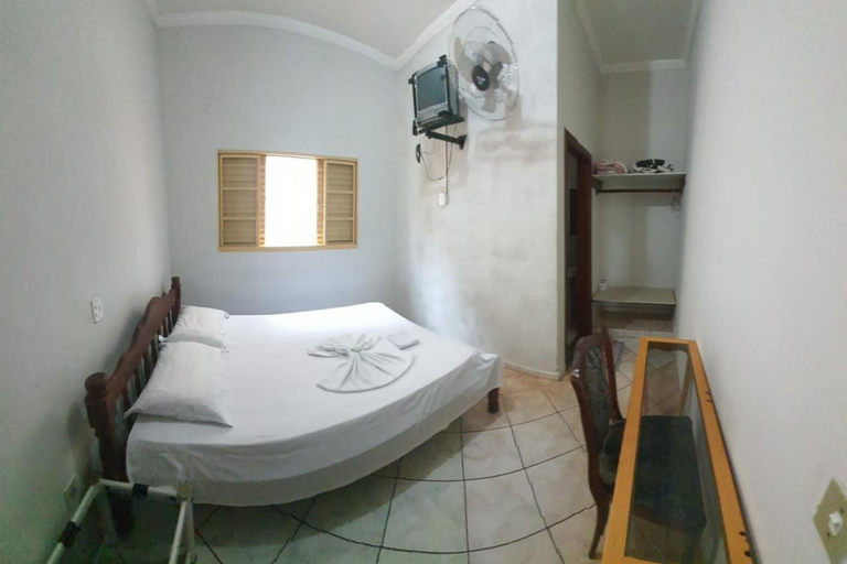 Bedroom 2, Delta Hotel, Andradina