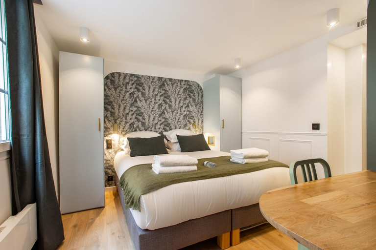 Bedroom 2, Charming apartment - 1BR-4P - Le Marais, Paris